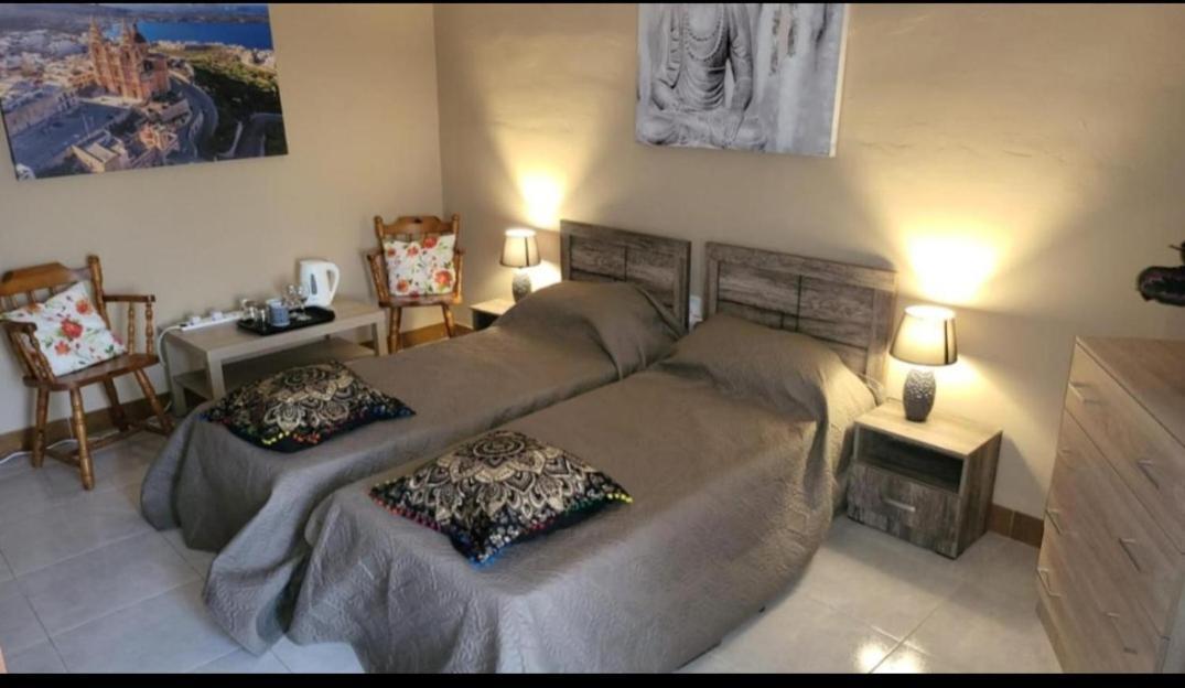 Lotus Guest House Malta Gzira Room photo